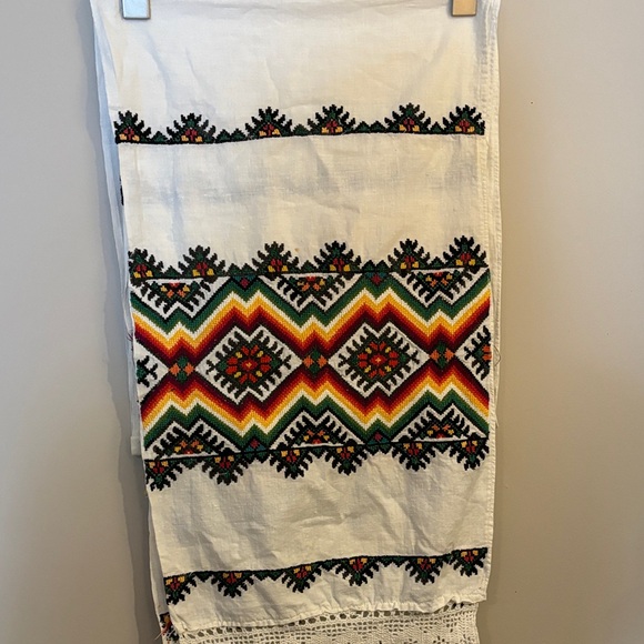 Embroidered White  table runner with Multicolor Patterns - Picture 1 of 3